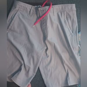 O'Neill hybrid trunks size 31
